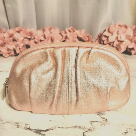 Rare HOBO Int'l Rose Gold Iridescent Ruched Medium Sz Makeup/Travel Bag - Picture 5 of 9